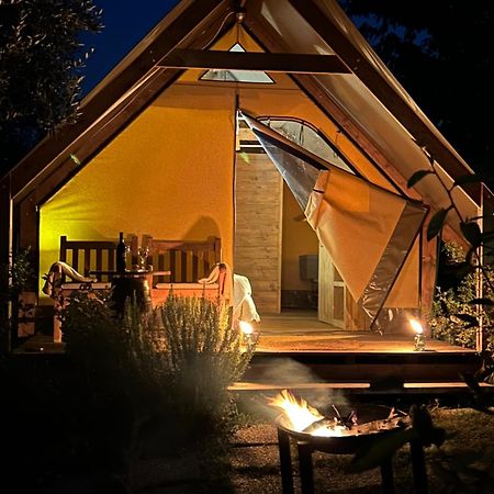 למפורקיו Glamping Suite Il Grillo מראה חיצוני תמונה