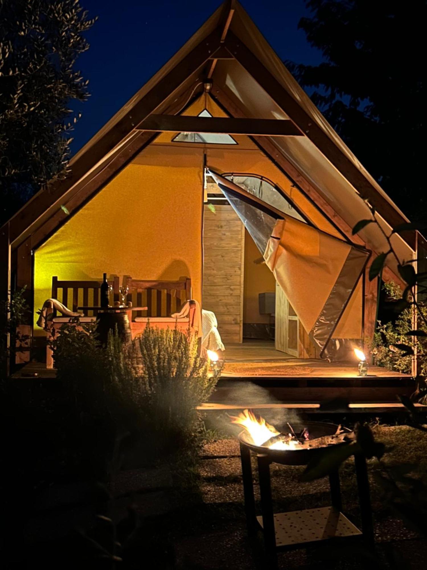 למפורקיו Glamping Suite Il Grillo מראה חיצוני תמונה