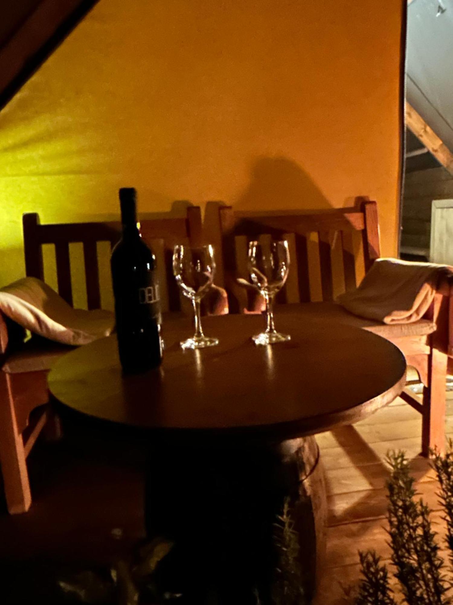 למפורקיו Glamping Suite Il Grillo מראה חיצוני תמונה